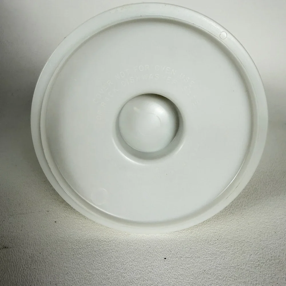 Pyrex Covered Refrigerator Dish with lid Butterfly Gold Milk Glass White Gold